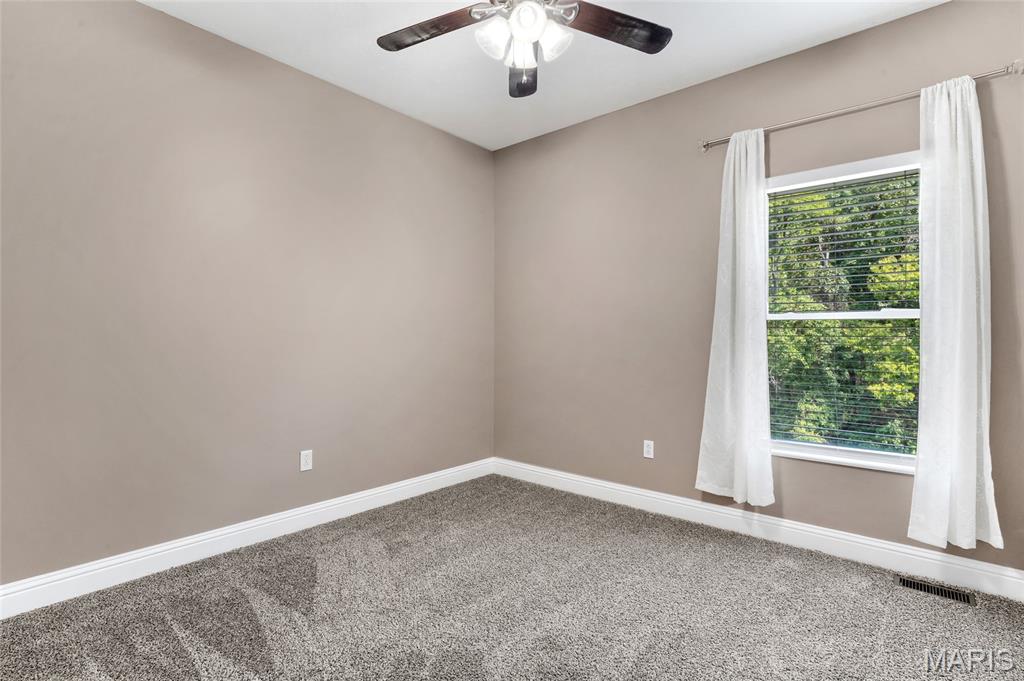 2398 Fairway High Ridge, MO 63049 - Photo 19 of 30 Gallery Image 19