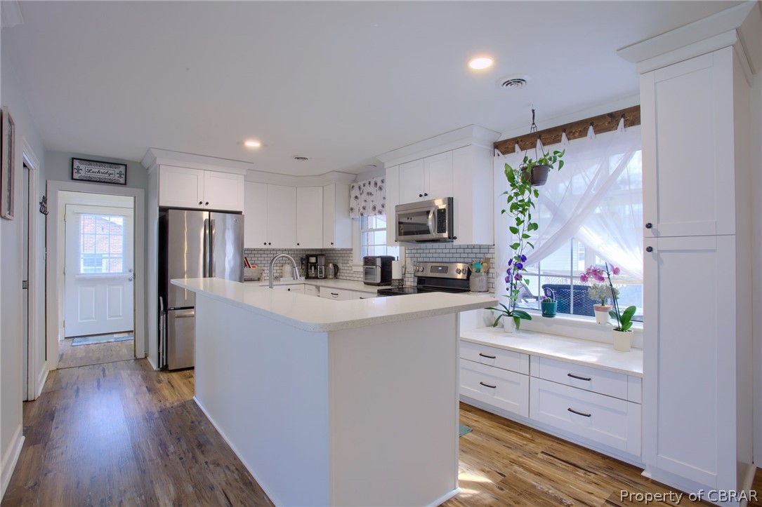 7598 Catlett Road Gloucester, VA 23061 - Photo 7 of 24 Kitchen