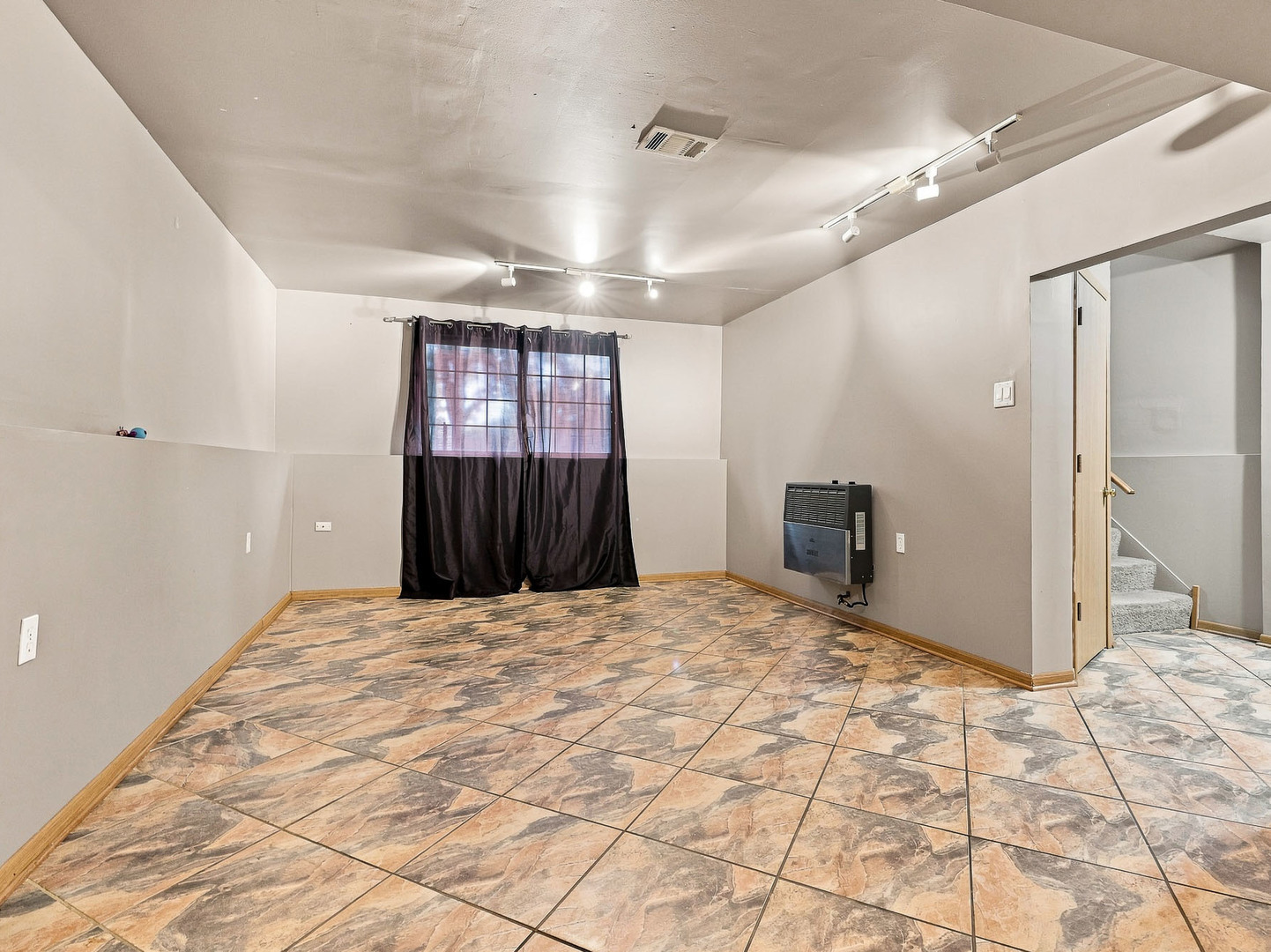 2202 Mulberry Road Joliet, IL 60432 - Photo 15 of 24 Gallery Image 15