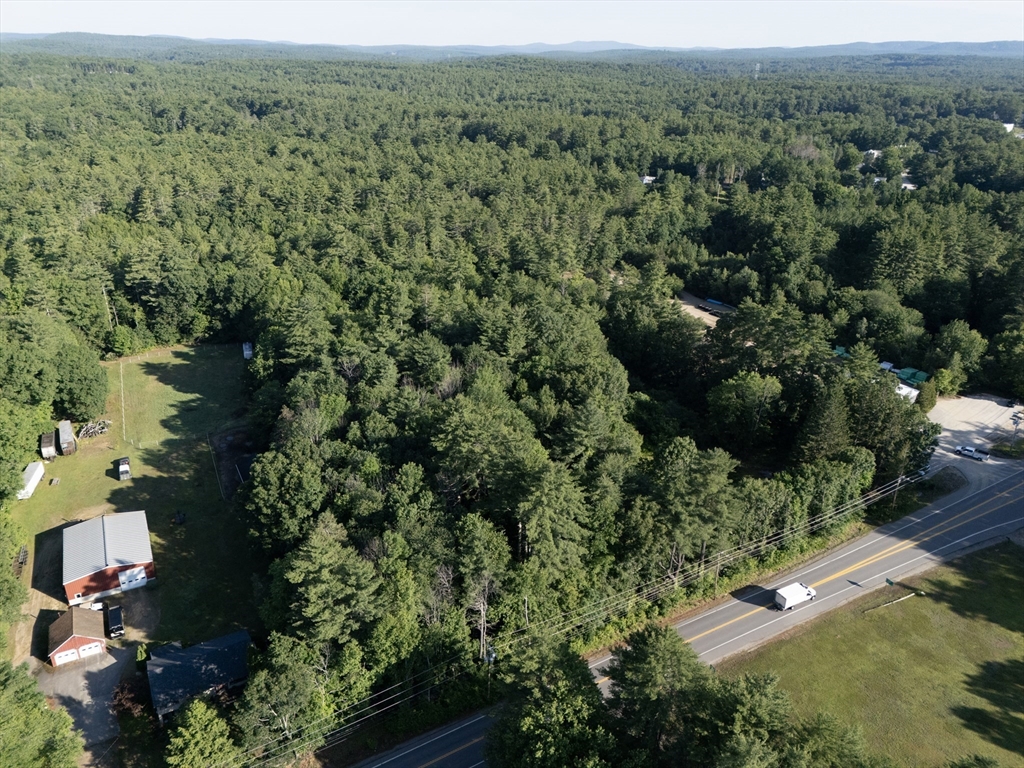 3 Chester Road Raymond, NH 03077 - Photo 5 of 8