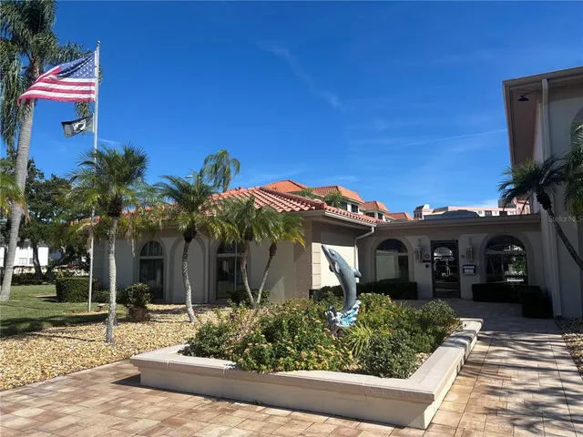 $1,375 | 19029 US Highway 19 North, Unit 9605, Clearwater, FL 33764