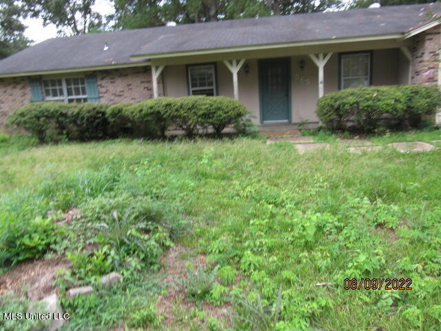 565 Spryfield Road Jackson, MS 39212 - Photo 1 of 11 FRONT
