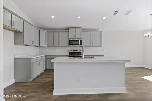 $293,700 | 8328 Helmsley Boulevard, Jacksonville, FL 32219