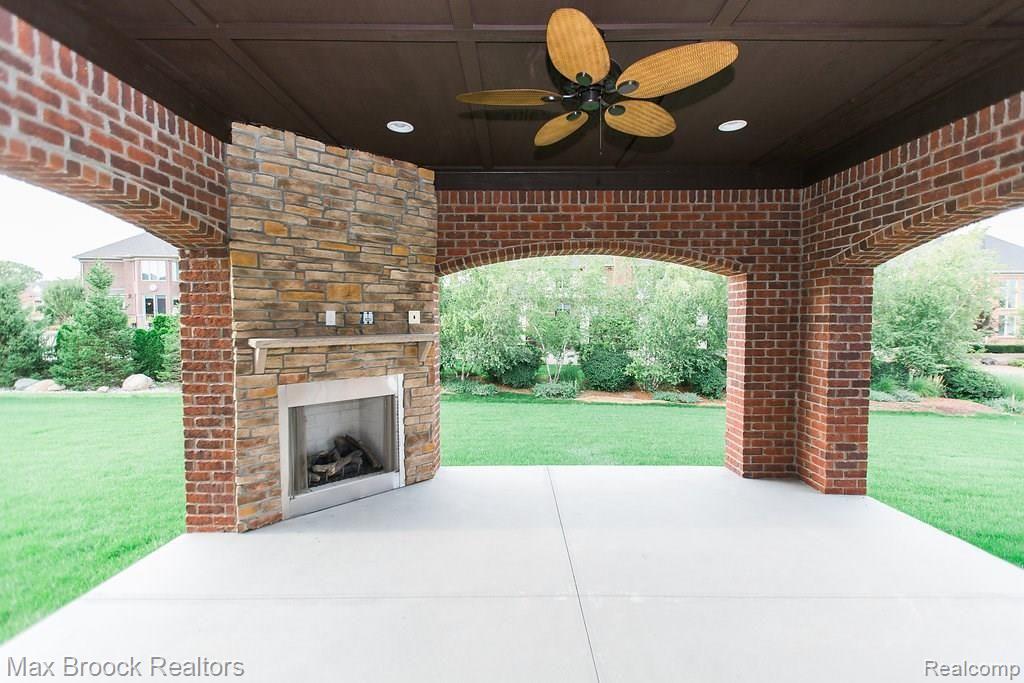 3632 Strathcona Drive Rochester, MI 48309 - Photo 55 of 56 ButlerRidge-59.jpg