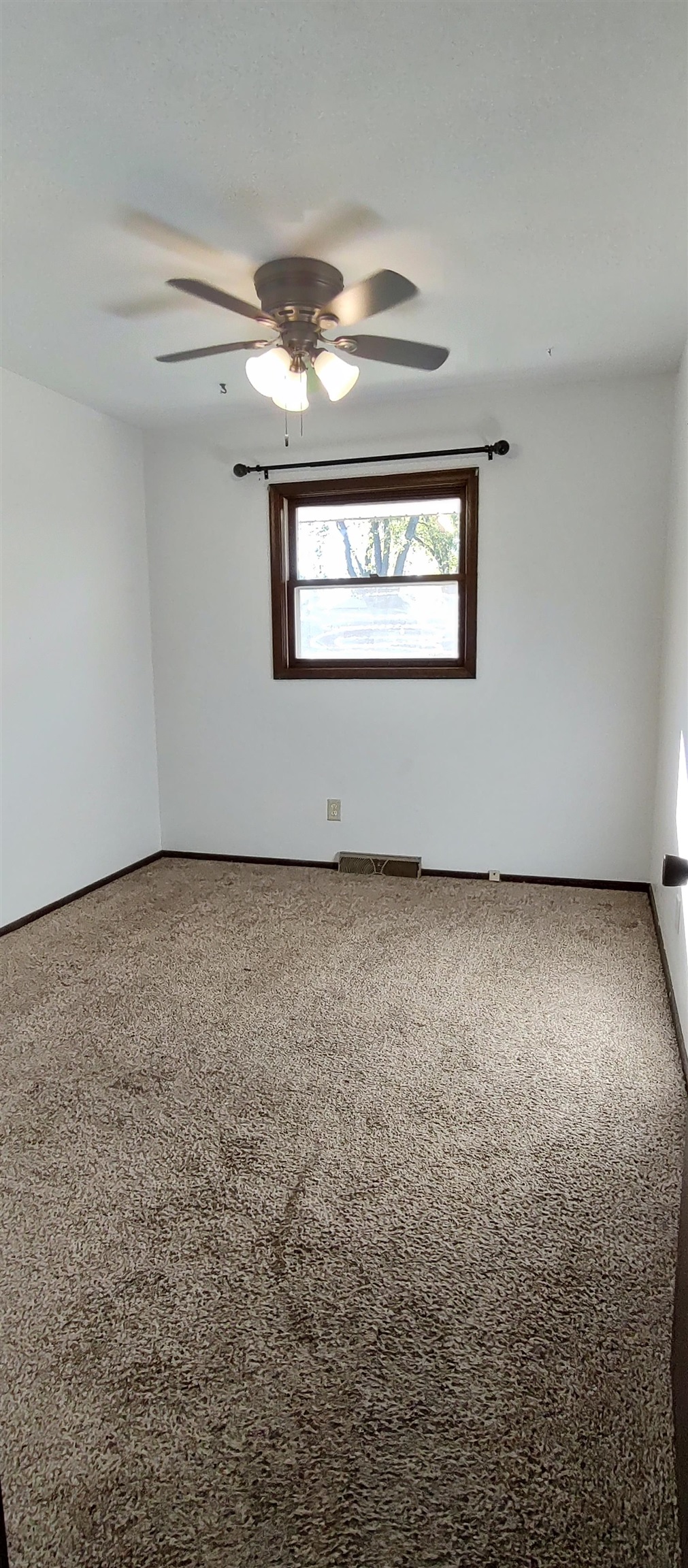 4466 Brookdale Road Rockford, IL 61109 - Photo 29 of 43 a view of an empty room