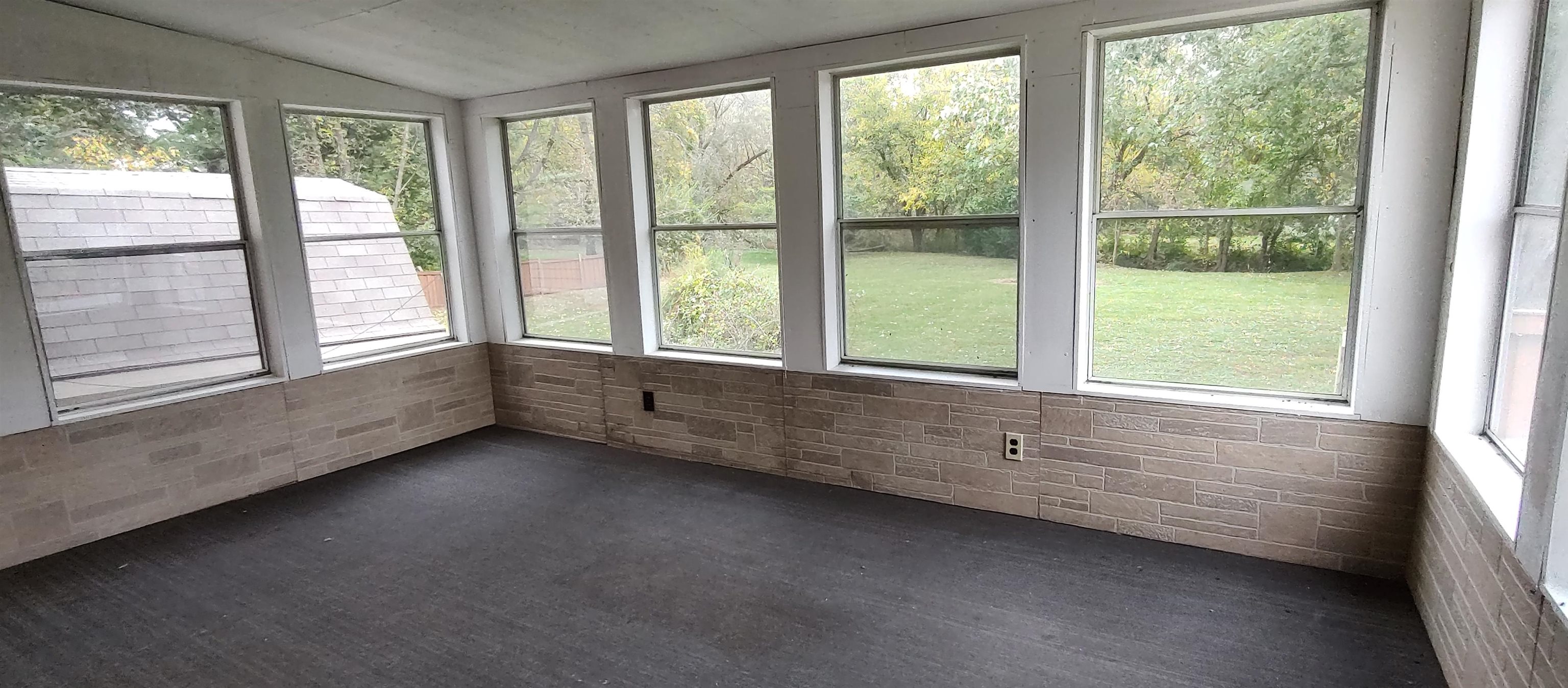 4466 Brookdale Road Rockford, IL 61109 - Photo 32 of 43