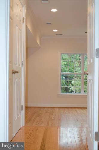 8394 Idylwood Road Vienna, VA 22182 - Photo 14 of 29 Bedroom