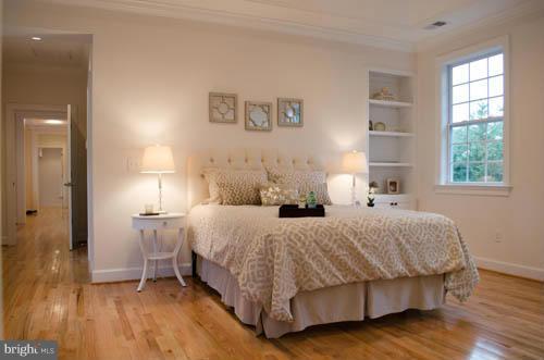 8394 Idylwood Road Vienna, VA 22182 - Photo 21 of 29 Bath (Master)