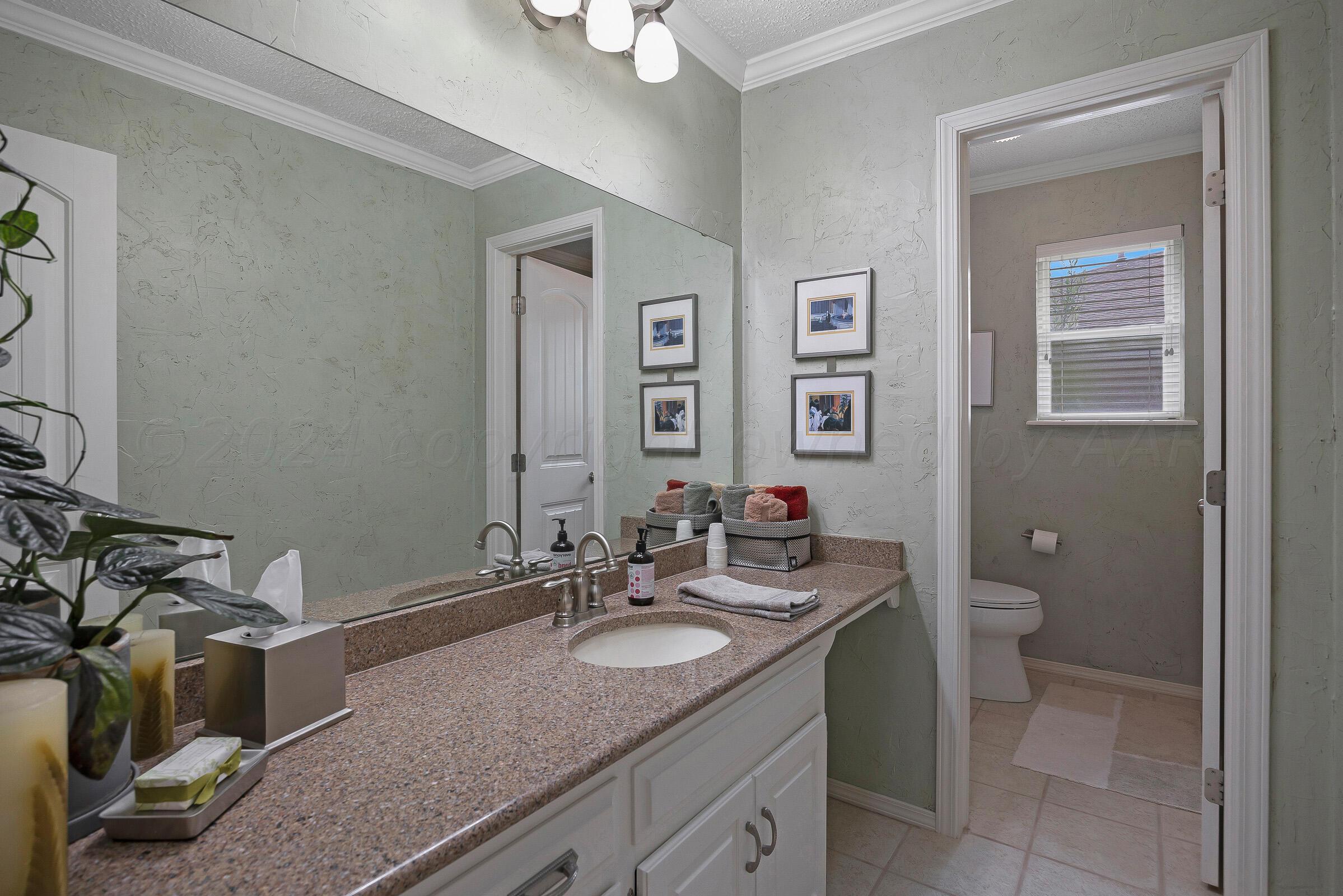 7413 Holyoke Trail Amarillo, TX 79121 - Photo 18 of 24 019_Bathroom 2