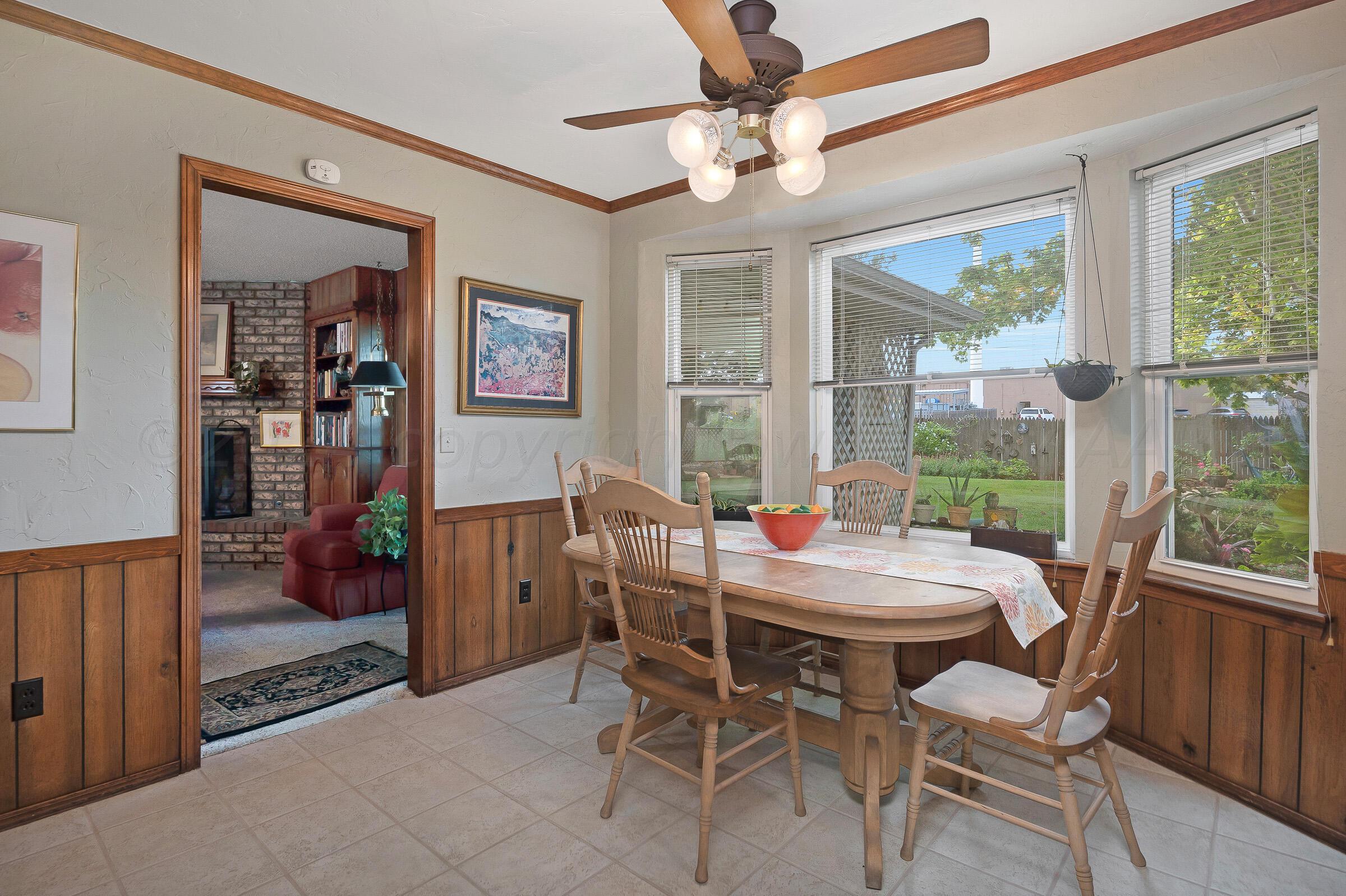 7413 Holyoke Trail Amarillo, TX 79121 - Photo 9 of 24 010_Dining Room