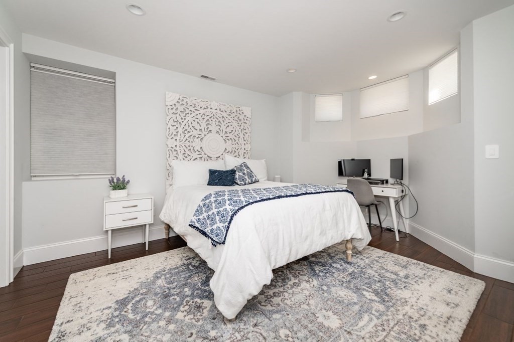 199 I Street, Unit 199 Boston, MA 02127 - Photo 12 of 19