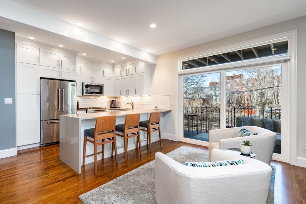 199 I Street, Unit 199 Boston, MA 02127 - Photo 3 of 19