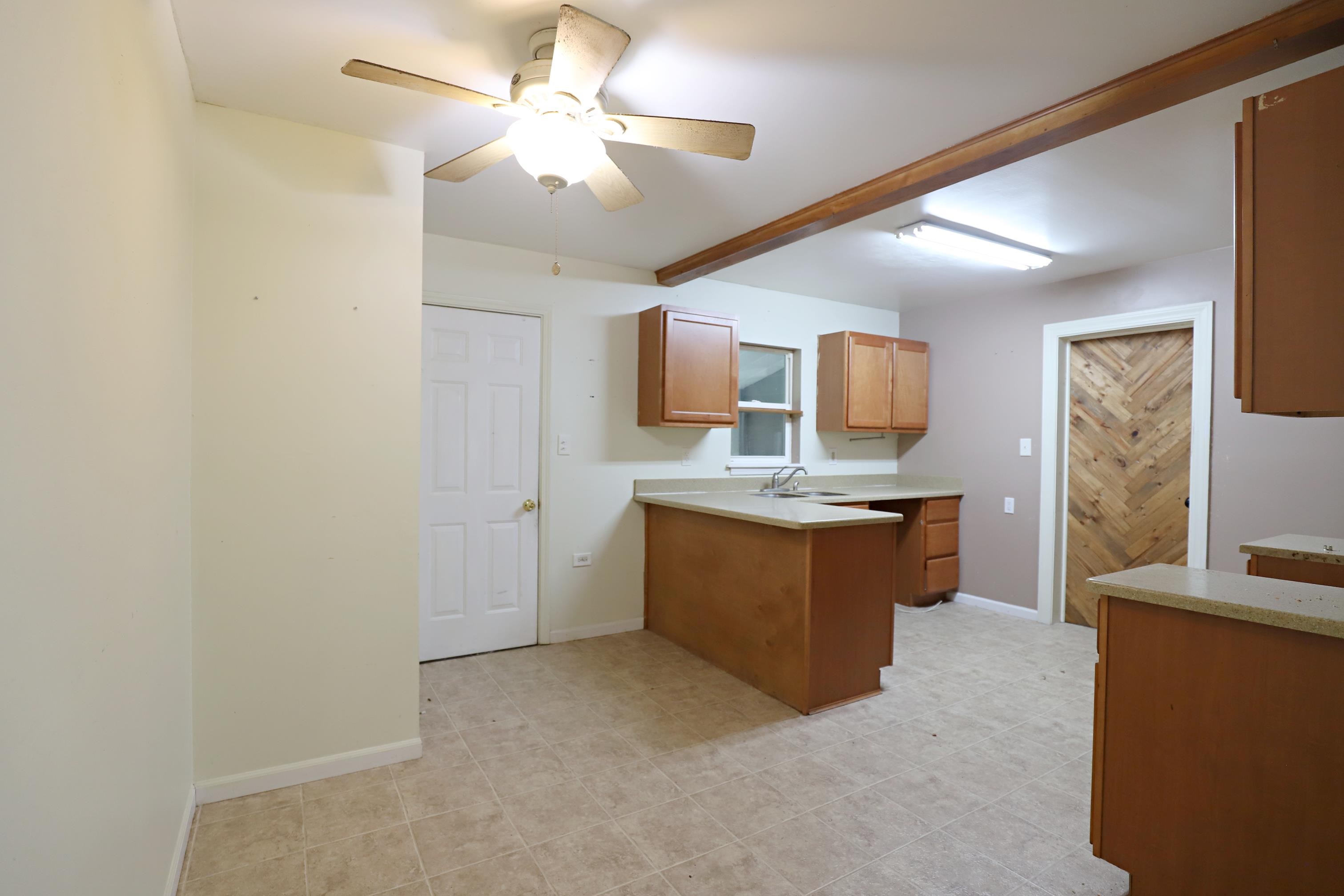 1409 Coutant Street Flushing, MI 48433 - Photo 11 of 26