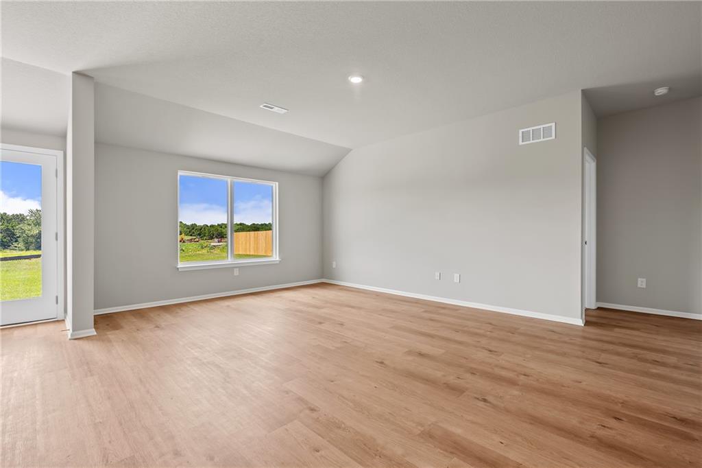 20353 West 195th Street Spring Hill, KS 66083 - Photo 2 of 14 Gallery Image 2