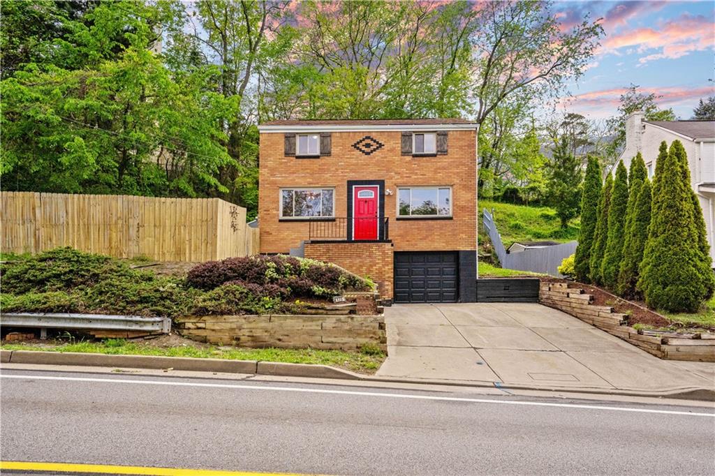 1252 Mifflin Road Pittsburgh, PA 15207 - Photo 2 of 18 Gallery Image 2