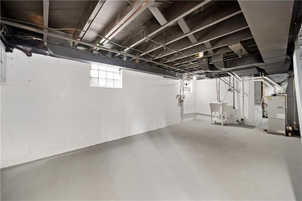1252 Mifflin Road Pittsburgh, PA 15207 - Photo 14 of 18 Gallery Image 14