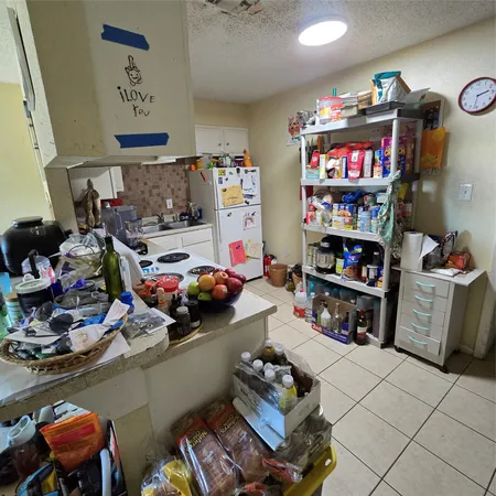 $319,900 | 208 Northwest River Road, Martindale, TX 78655