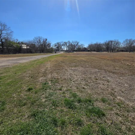 $319,900 | 208 Northwest River Road, Martindale, TX 78655