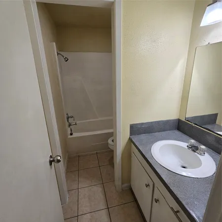 $319,900 | 208 Northwest River Road, Martindale, TX 78655