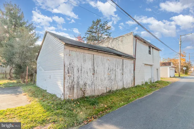 $174,900 | 430 Market Street, Newport, PA 17074