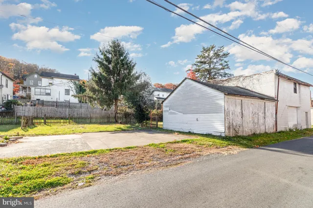 $174,900 | 430 Market Street, Newport, PA 17074