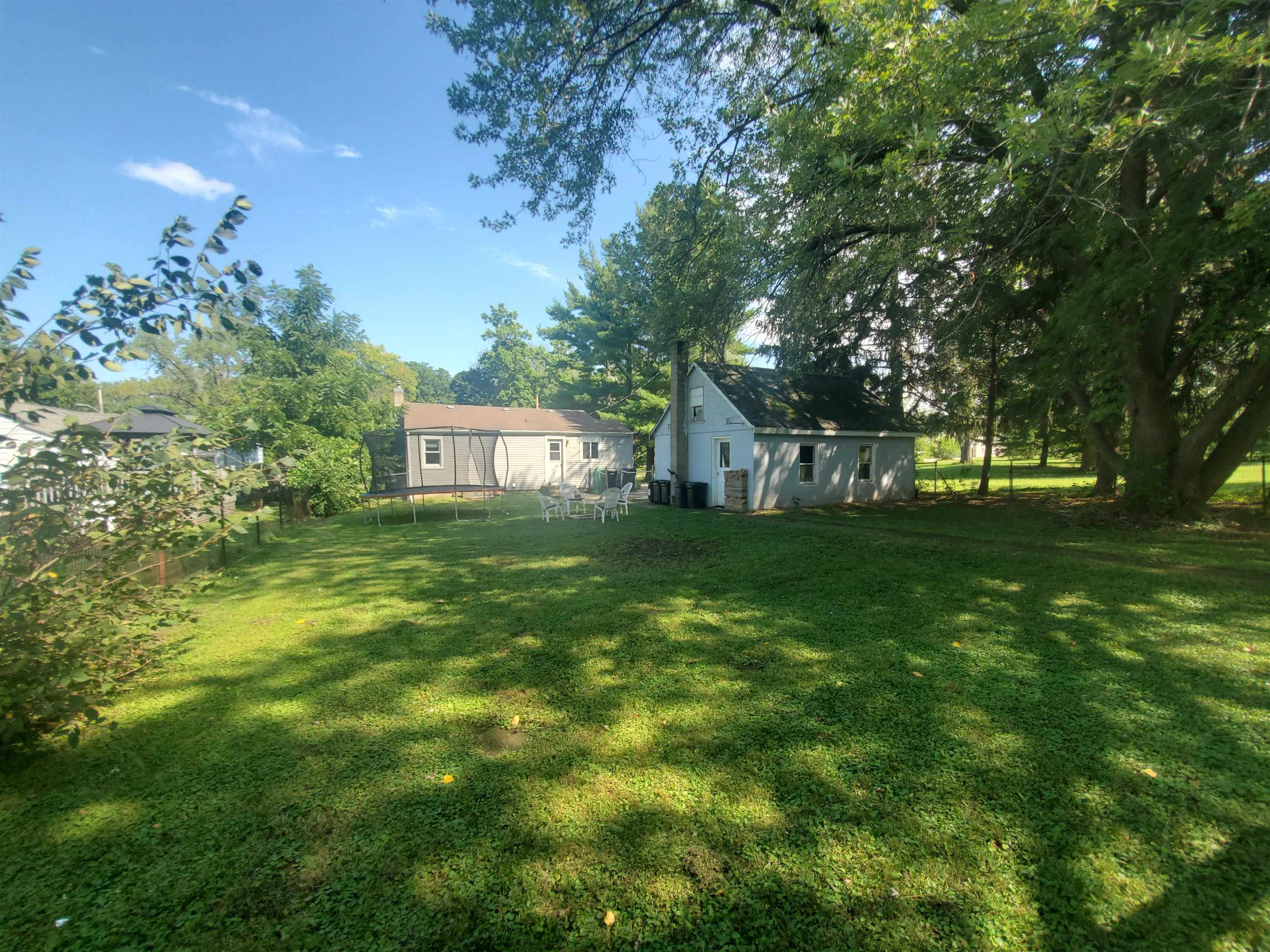 1130 Ritsher Street Beloit, WI 53511 - Photo 2 of 14 a house view with a garden space