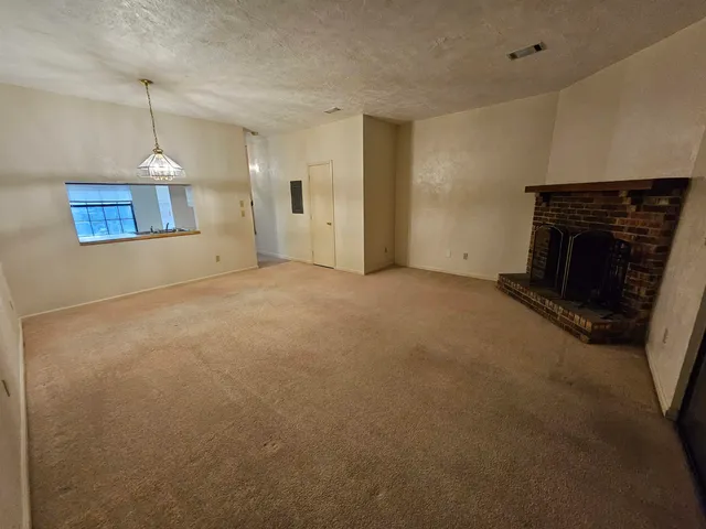 $1,550 | 463 East Van Buren Street, Tallahassee, FL 32301