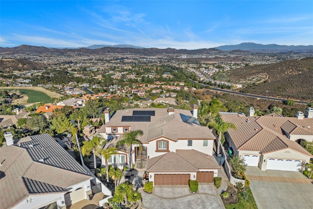 37964 Pinnacle Court Murrieta, CA 92562 - Photo 6 of 47 a view of city with ocean