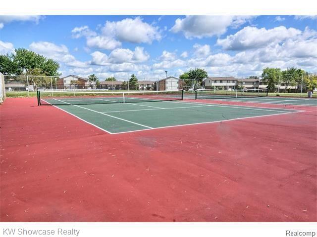 644 Ashley Circle, Unit 131 Rochester, MI 48307 - Photo 18 of 19