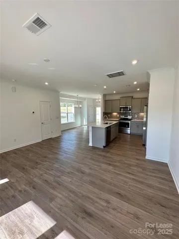 $2,295 | 16425 Leading Street, Charlotte, NC 28273