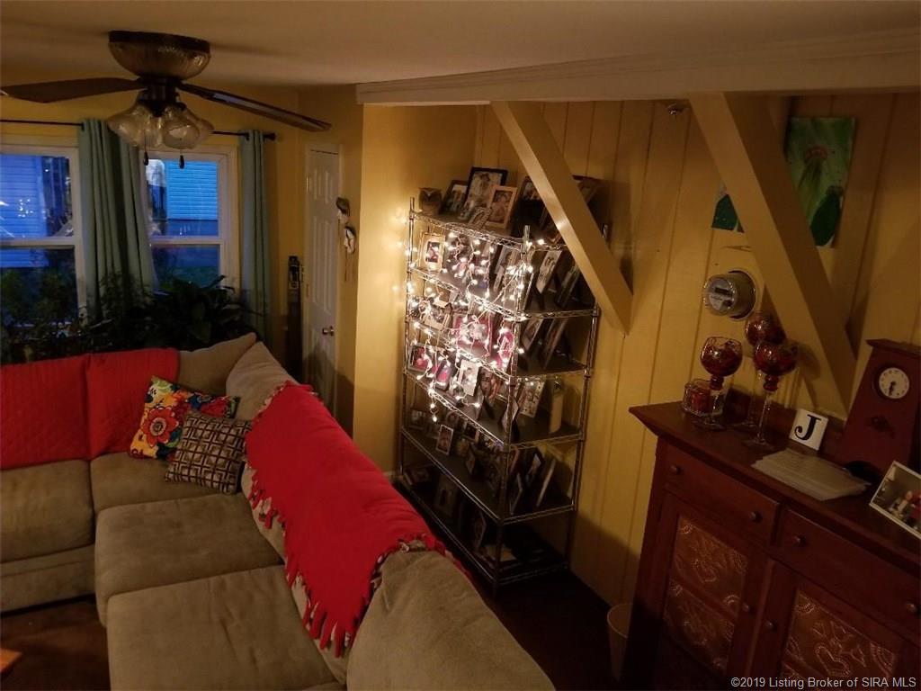 127 Hickory Drive Hanover, IN 47243 - Photo 7 of 28