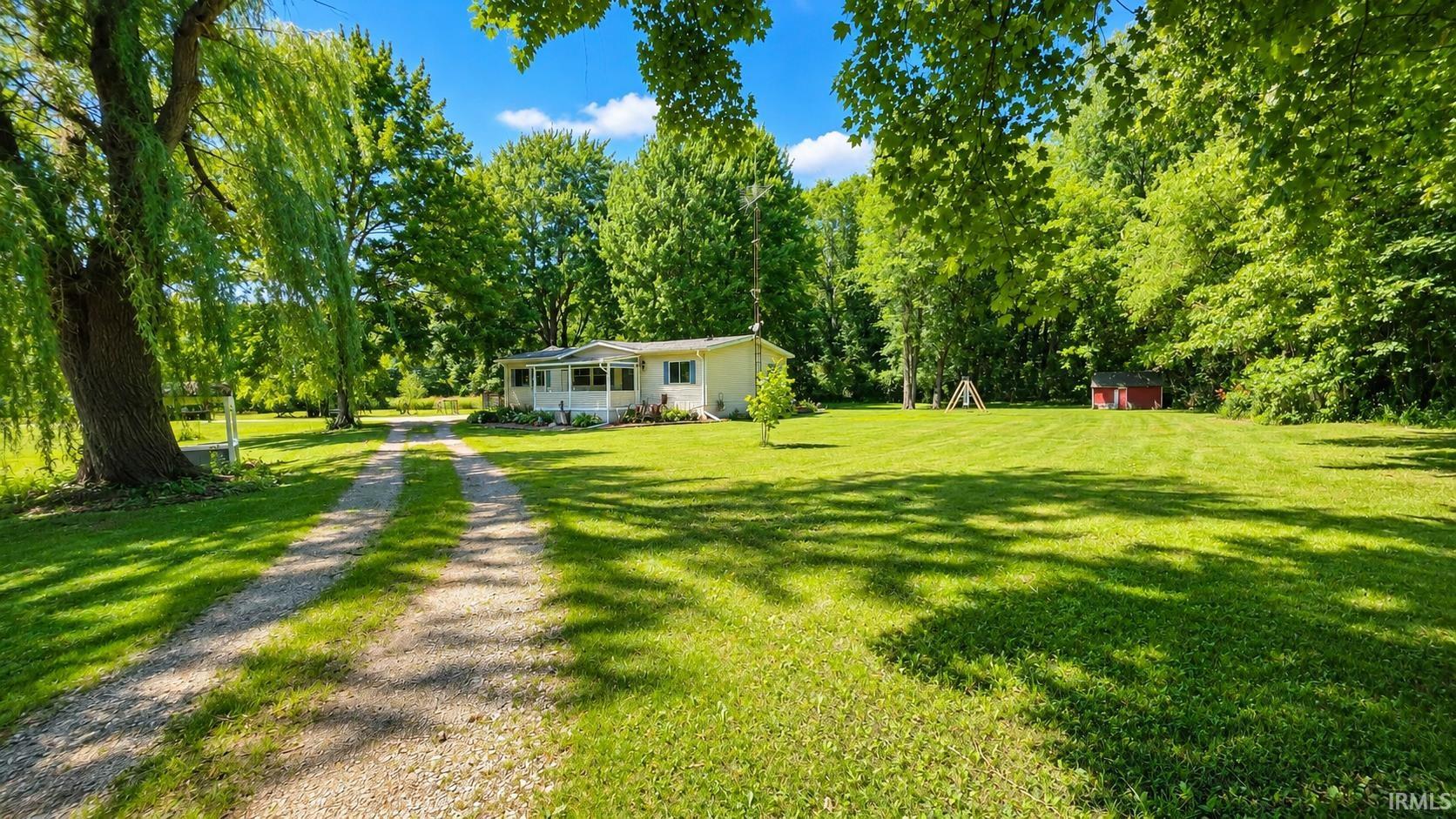 13430 4th Road Plymouth, IN 46563 - Photo 5 of 39