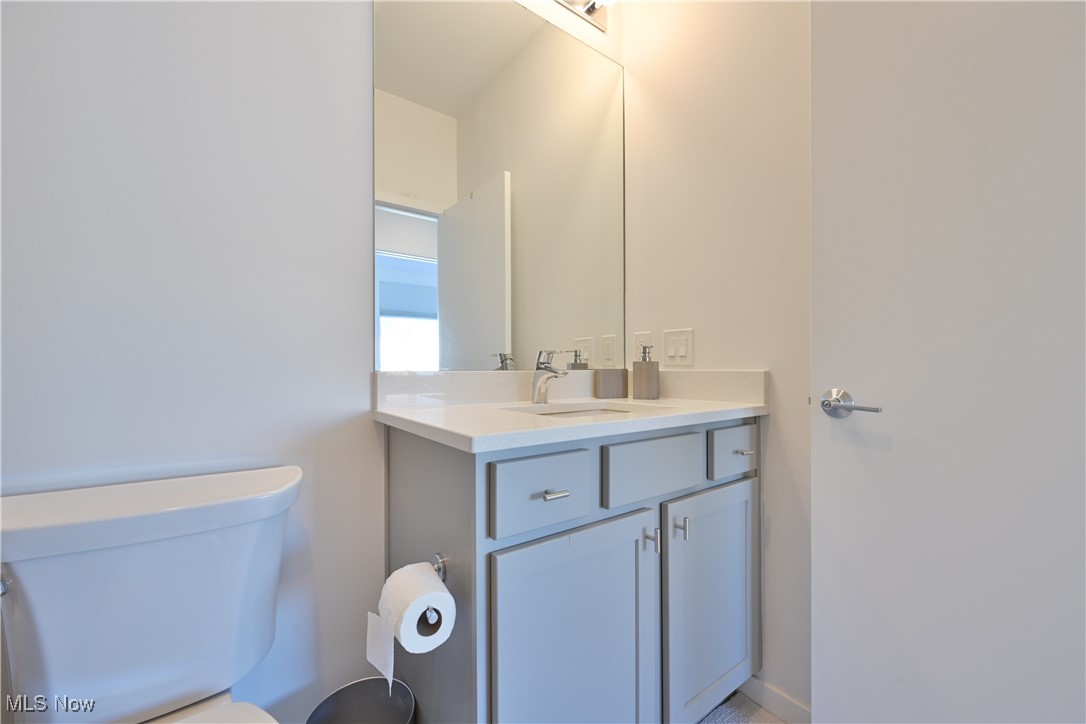 18875 Riversouth Terrace, Unit 35 Cleveland, OH 44126 - Photo 24 of 37 Bathroom with toilet and vanity