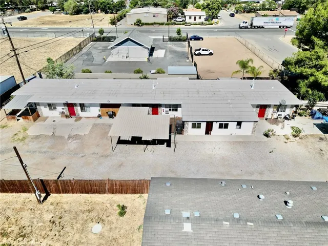 $899,900 | 33043 Wesley Street, Winchester, CA 92596