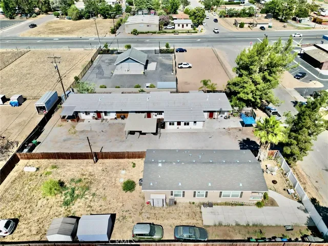 $899,900 | 33043 Wesley Street, Winchester, CA 92596