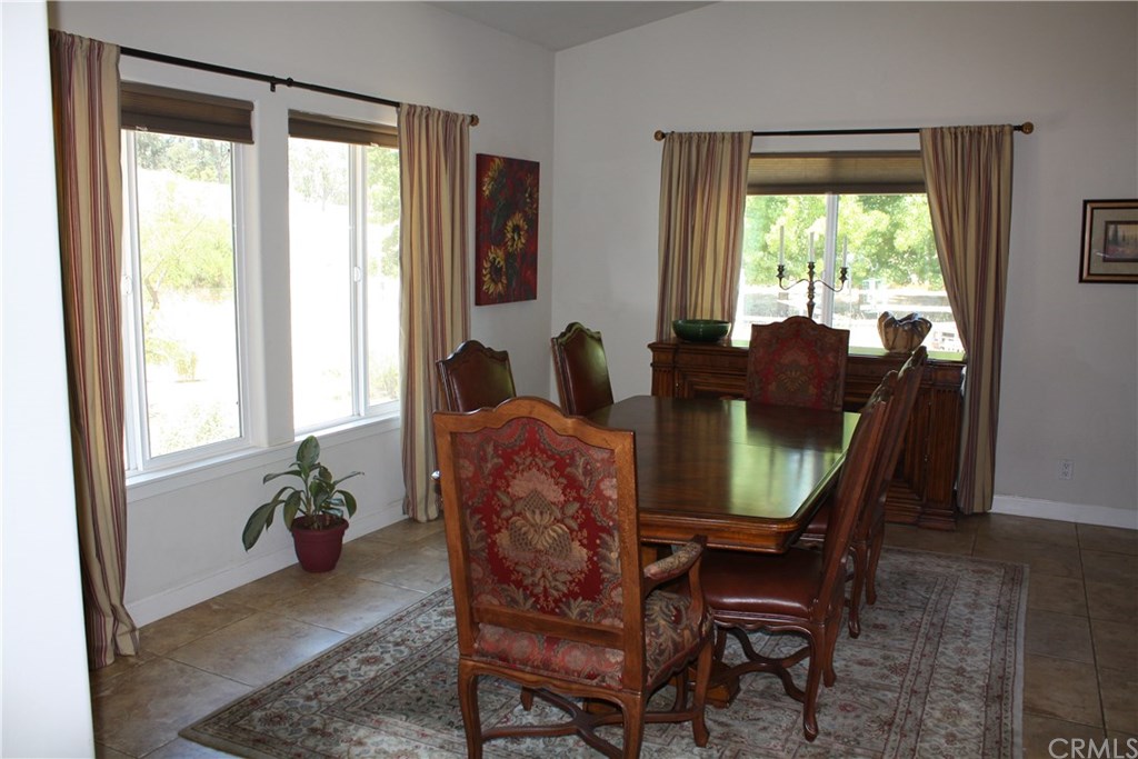 6370 Santa Cruz Road Atascadero, CA 93422 - Photo 13 of 30