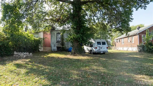 $47,625 | 949 Canaan Avenue, St. Louis, MO 63147