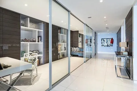 $2,300,000 | 1100 Biscayne Boulevard, Unit 1501, Miami, FL 33132