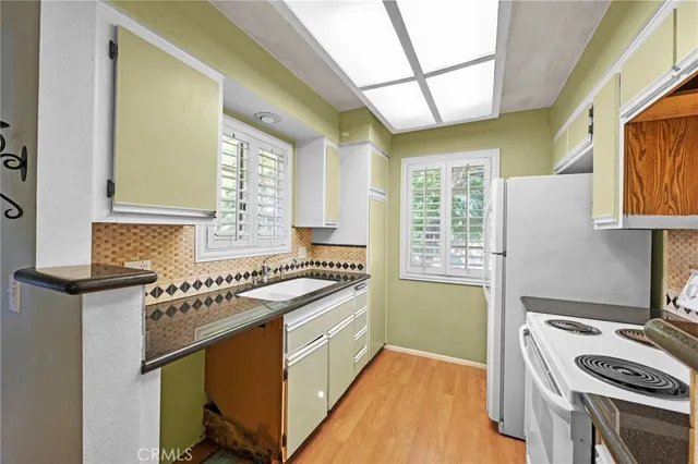 $425,000 | 3500 South Greenville Street, Unit A5, Santa Ana, CA 92704