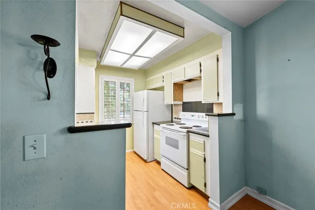 $425,000 | 3500 South Greenville Street, Unit A5, Santa Ana, CA 92704