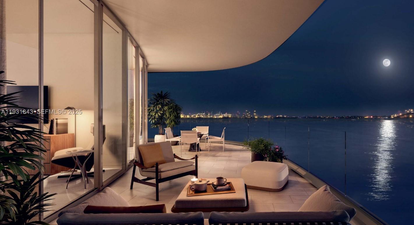 175 Southeast 25th Road, Unit 4201 Miami, FL 33129 - Photo 9 of 25 Gallery Image 9