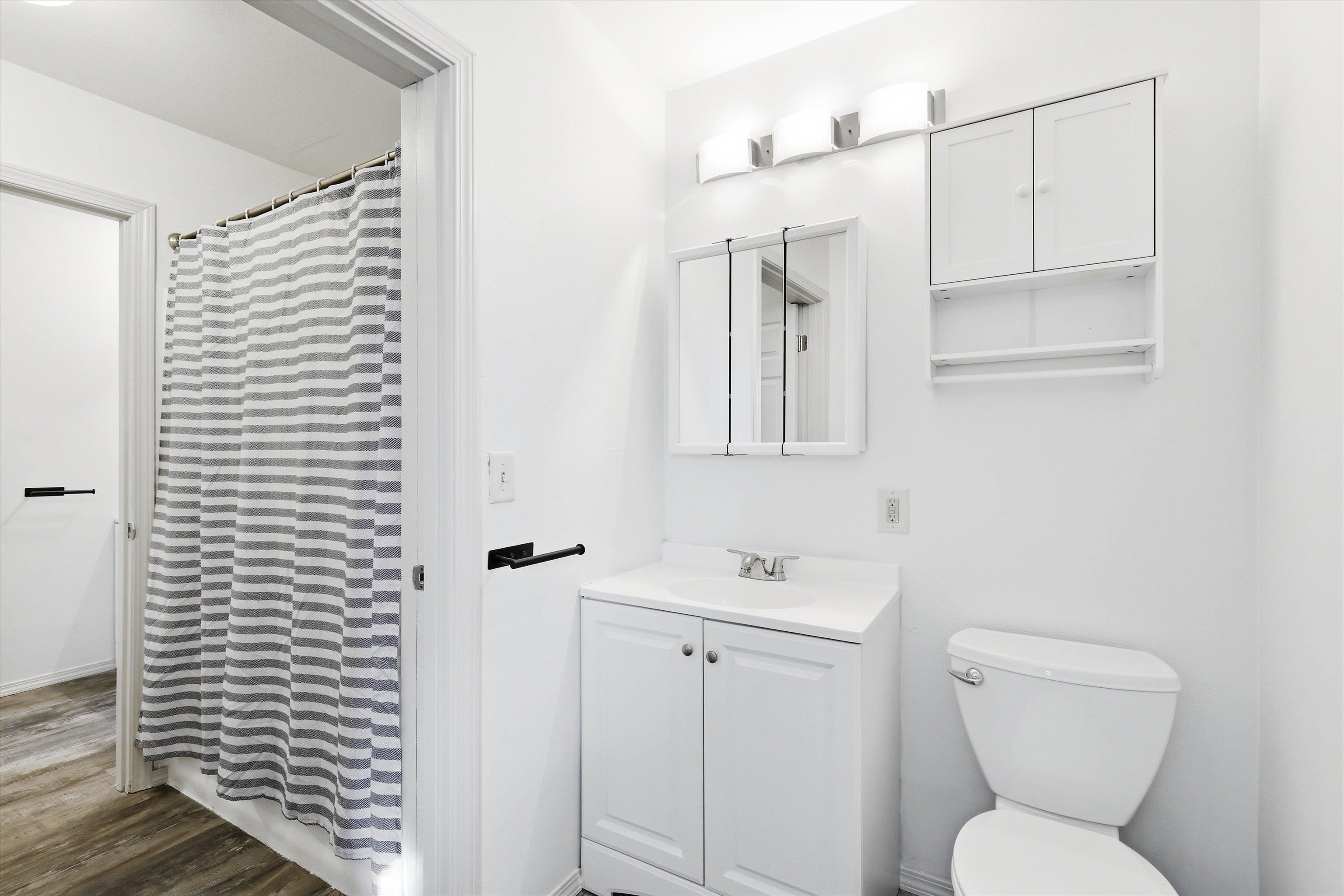 1161 Gillingham Road, Unit B3 Neenah, WI 54956 - Photo 14 of 17