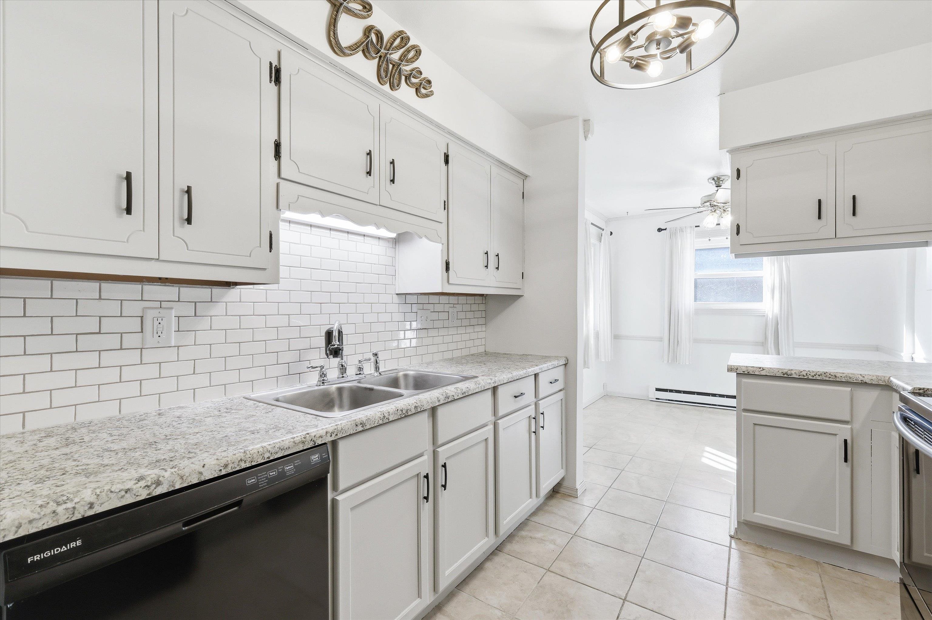 1161 Gillingham Road, Unit B3 Neenah, WI 54956 - Photo 7 of 17