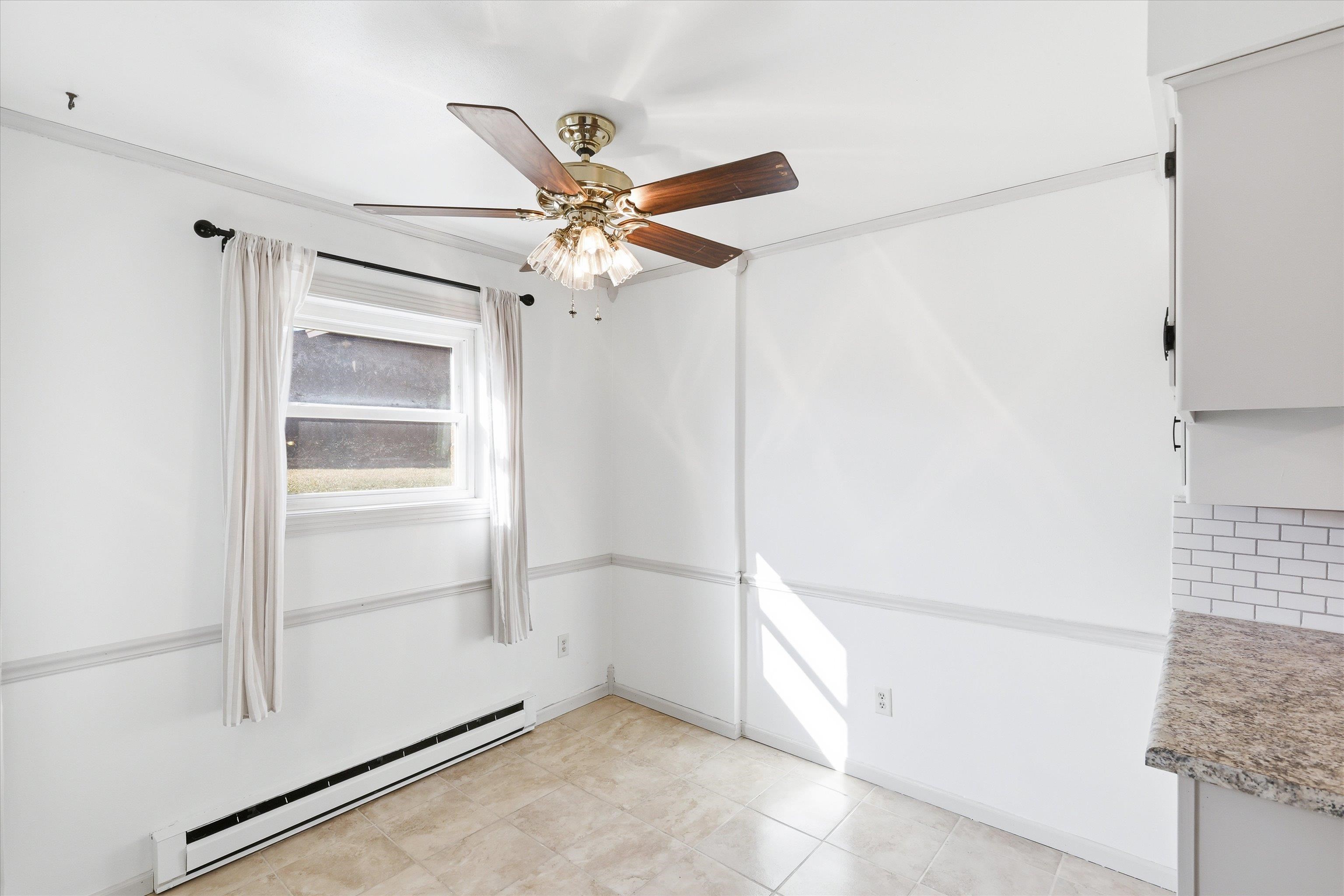 1161 Gillingham Road, Unit B3 Neenah, WI 54956 - Photo 10 of 17