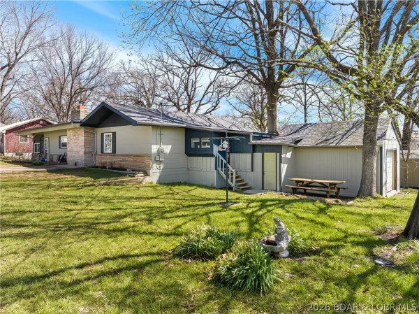 $289,500 | 106 Leonard North, Camdenton, MO 65020