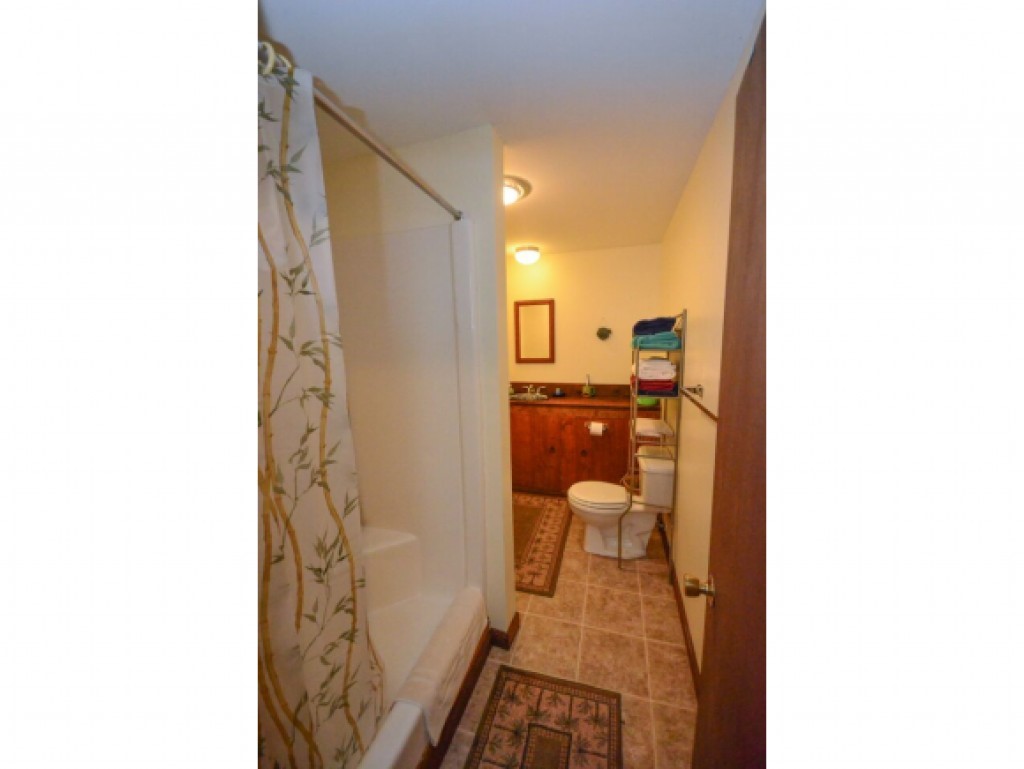 74 Lane Road Raymond, NH 03077 - Photo 14 of 22 Gallery Image 14