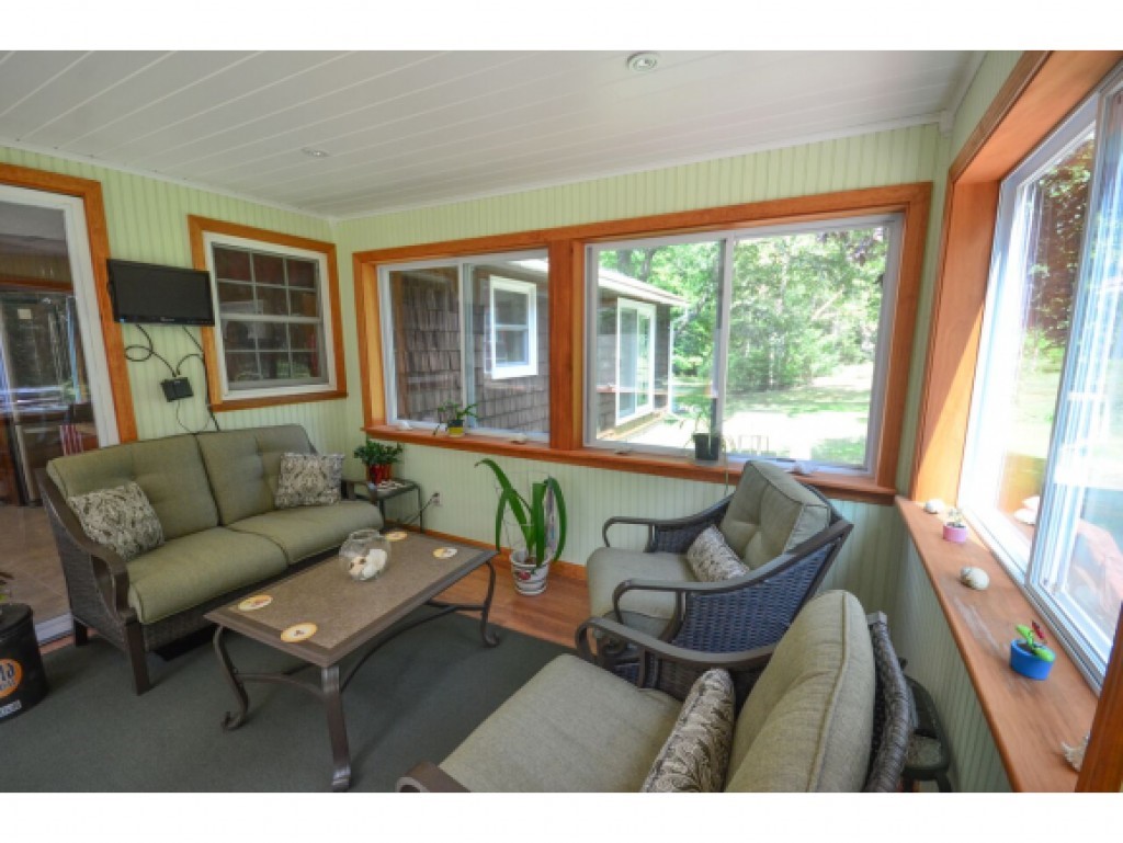 74 Lane Road Raymond, NH 03077 - Photo 17 of 22 Gallery Image 17