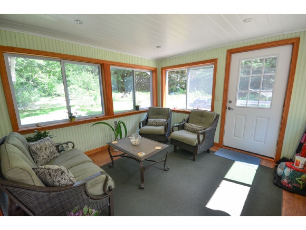 74 Lane Road Raymond, NH 03077 - Photo 18 of 22 Gallery Image 18