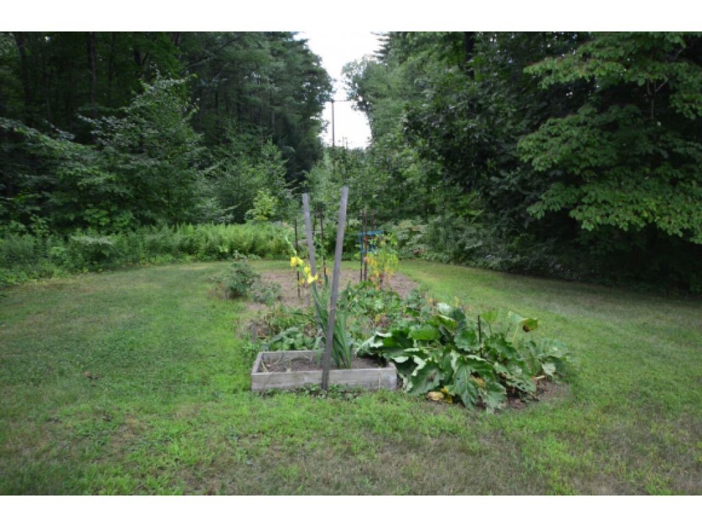 74 Lane Road Raymond, NH 03077 - Photo 20 of 22 Gallery Image 20