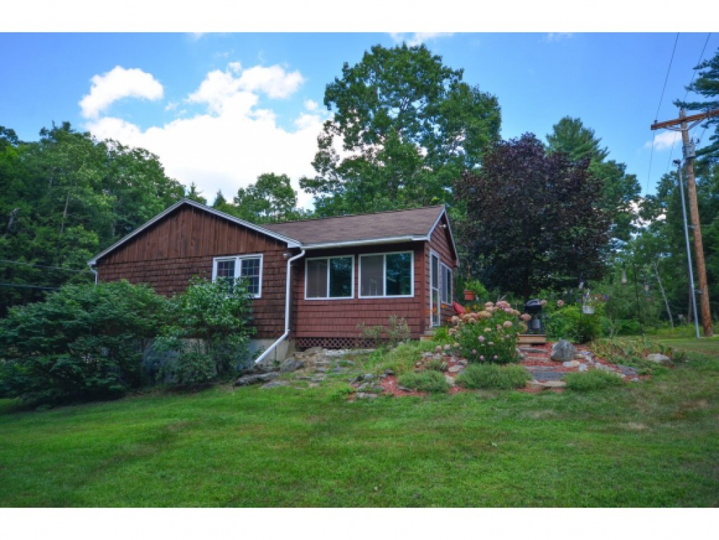 74 Lane Road Raymond, NH 03077 - Photo 3 of 22 Gallery Image 3